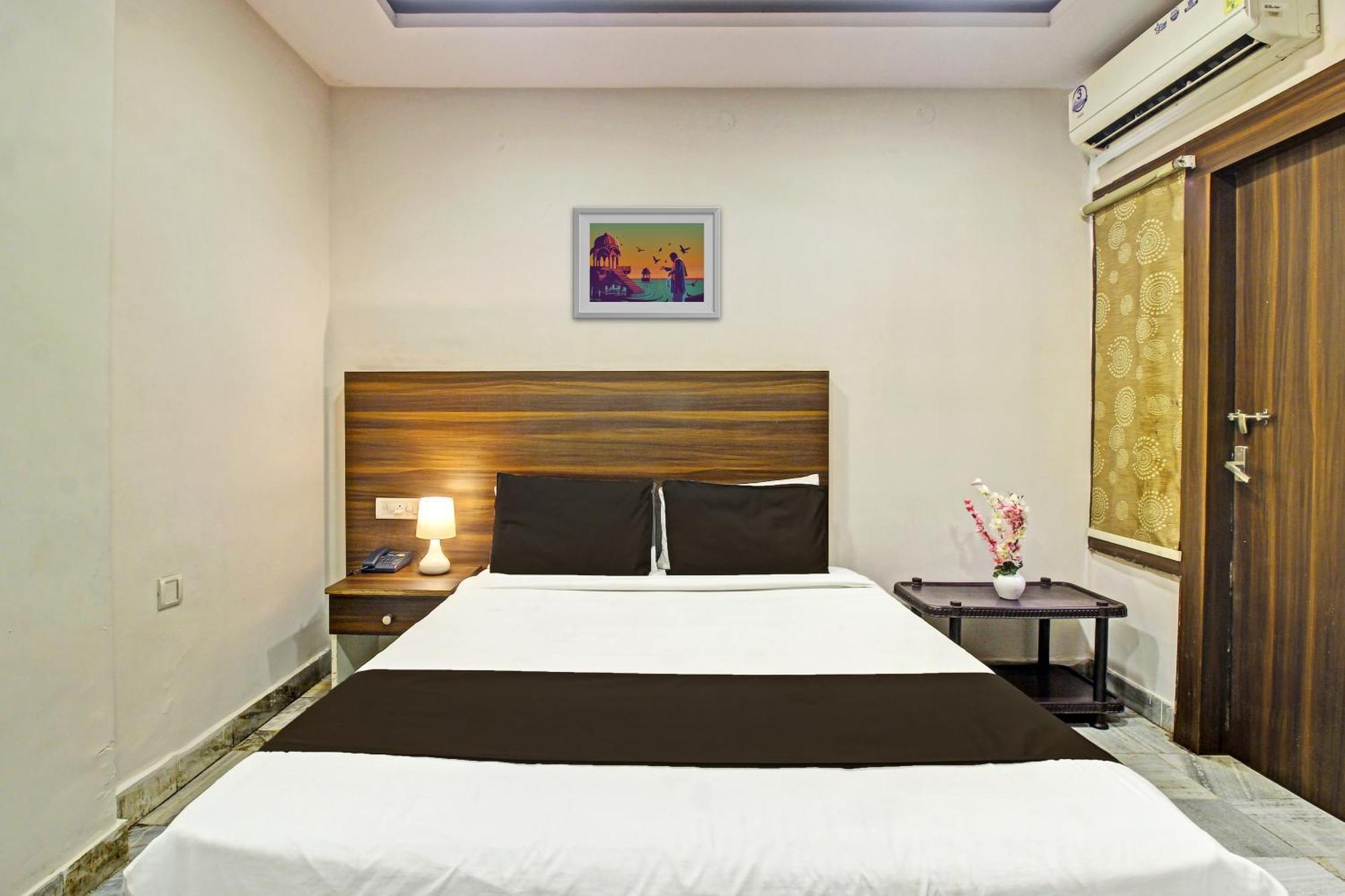 Hotel O Srujana Stay Inn Hyderabad Exterior photo