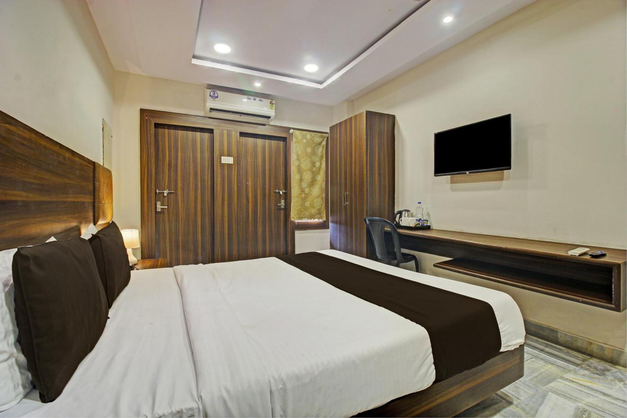 Hotel O Srujana Stay Inn Hyderabad Exterior photo